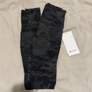 LULULEMON NWT CAMO LEGGINGS SOLD OUT!